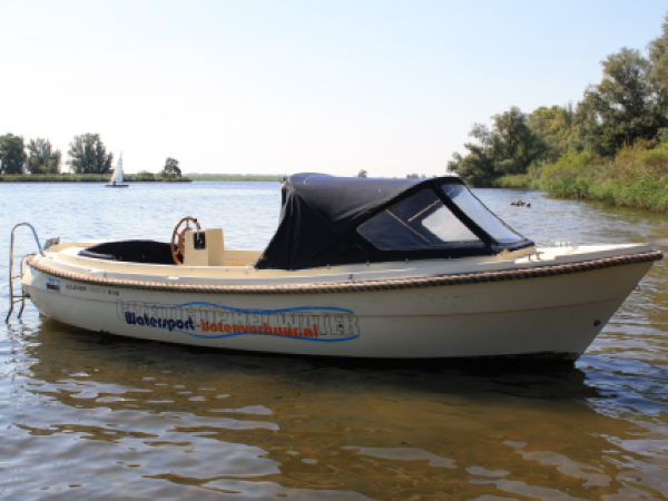 Sloep huren voor 6 personen | Watersport Botenverhuur