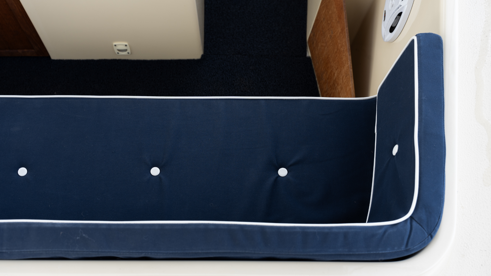 Luxe sloep 8 personen huren voor de Biesbosch