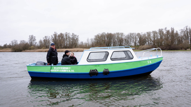 Kajuitboot huren Biesbosch